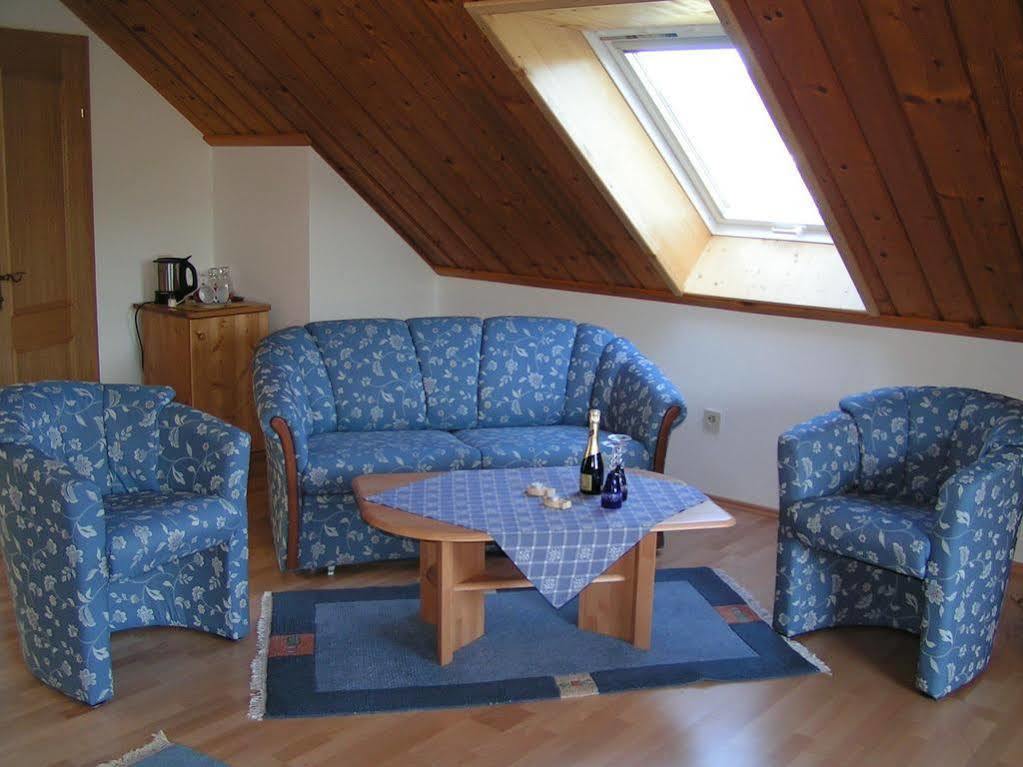 Отель Pension Hohenau Фушл ам Зее Экстерьер фото